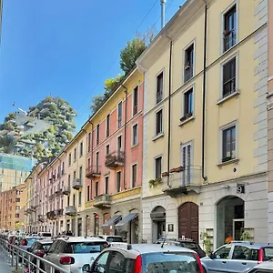 https://milano-garibaldi.italymilanhotels.net